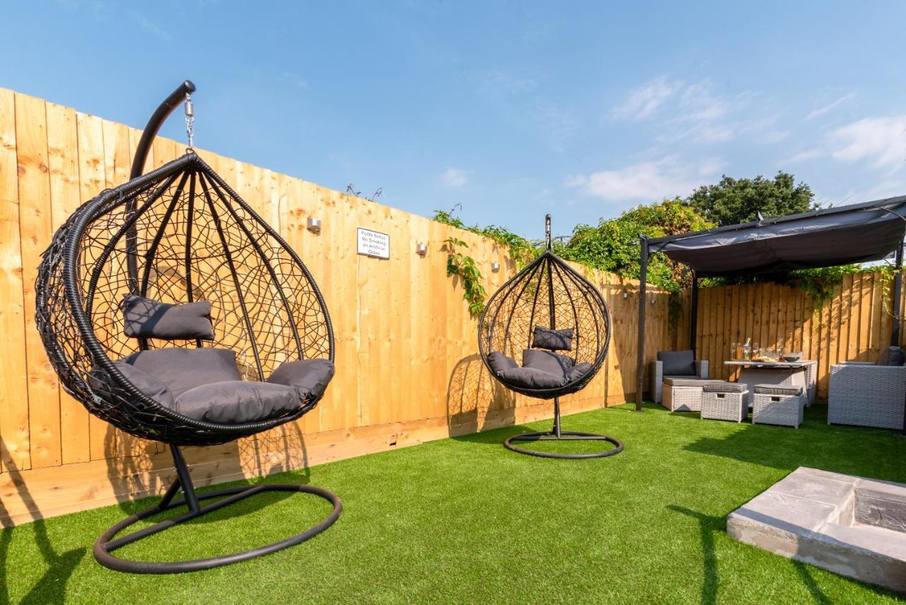 Exquisite Cardiff Apartments- With Garden Lounge & Games Room Екстериор снимка