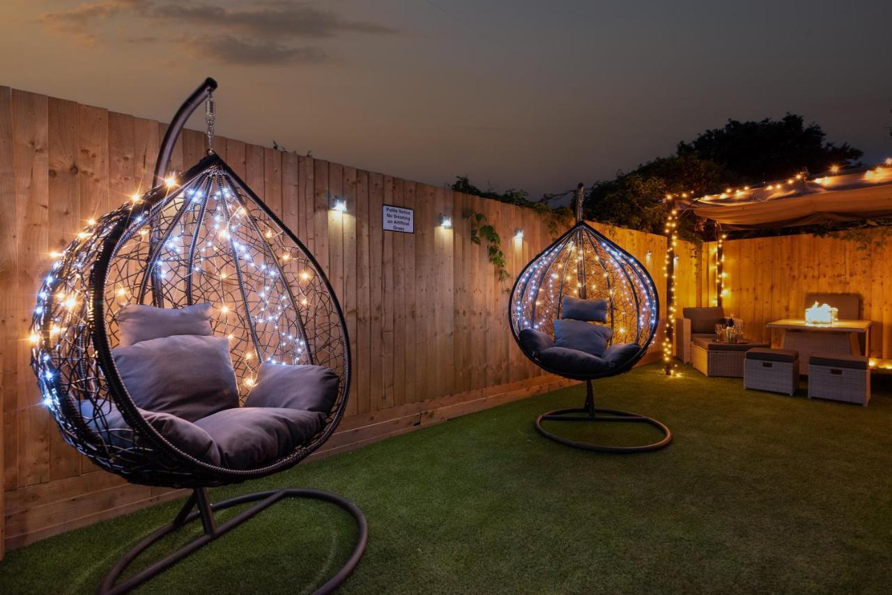 Exquisite Cardiff Apartments- With Garden Lounge & Games Room Екстериор снимка