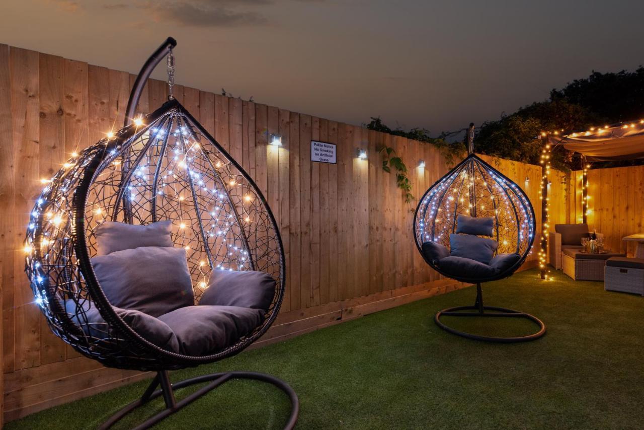 Exquisite Cardiff Apartments- With Garden Lounge & Games Room Екстериор снимка