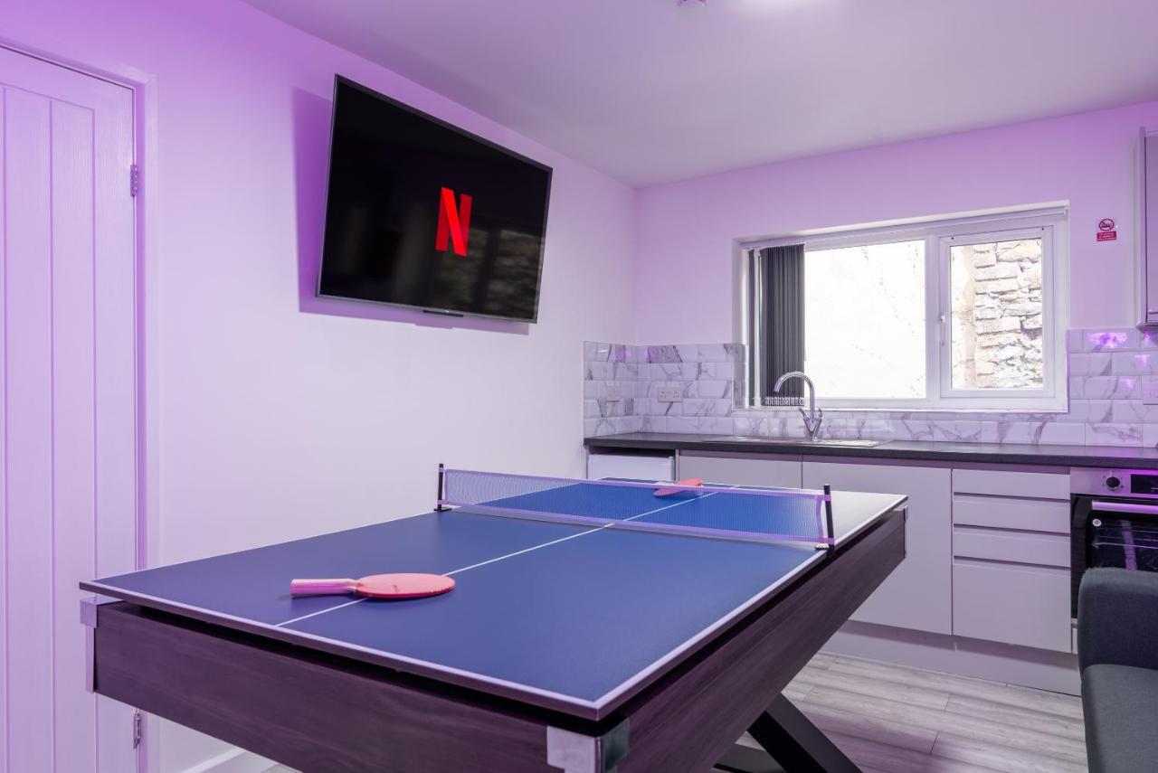 Exquisite Cardiff Apartments- With Garden Lounge & Games Room Екстериор снимка