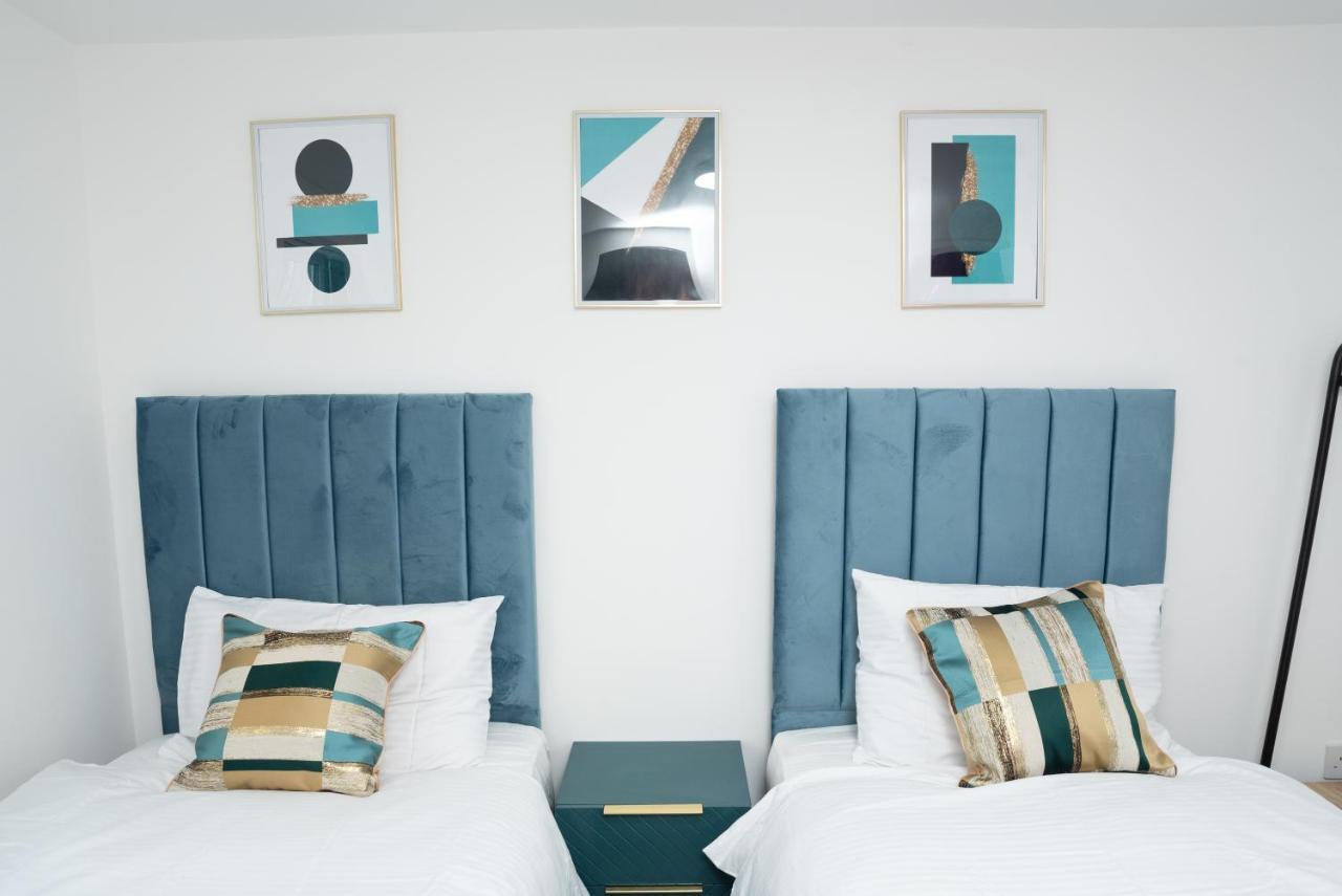 Exquisite Cardiff Apartments- With Garden Lounge & Games Room Екстериор снимка
